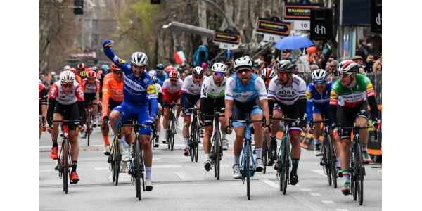 Deceuninck-Quick-Step atraer al tigre por la montaña