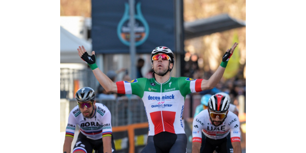 Sprinter lucha en los Apeninos