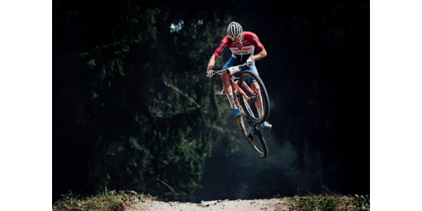 Van der Poel gana por abuelo