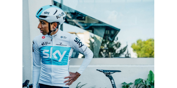 ¡Egan Bernal rompió la clavícula y no se defendió!