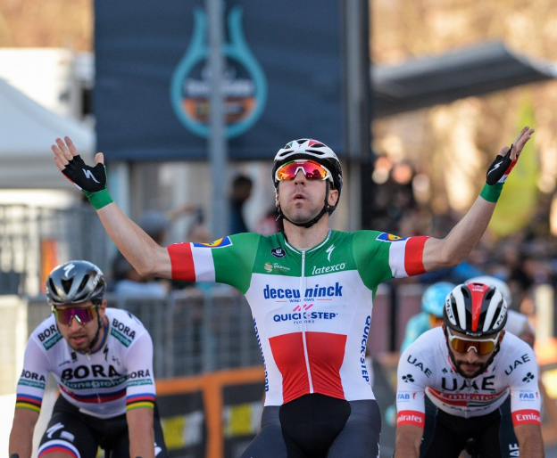 Sprinter lucha en los Apeninos